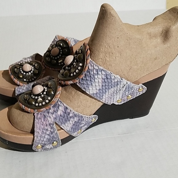 Vince Camuto lupa desert snake wedges B84 - Picture 3 of 7